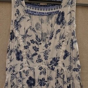 American Rag White and Blue Floral Blouse